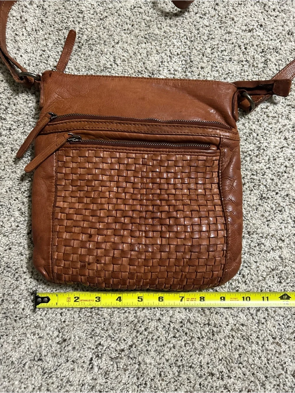 Vilenca Holland Brown Woven Leather Crossbody Handbag